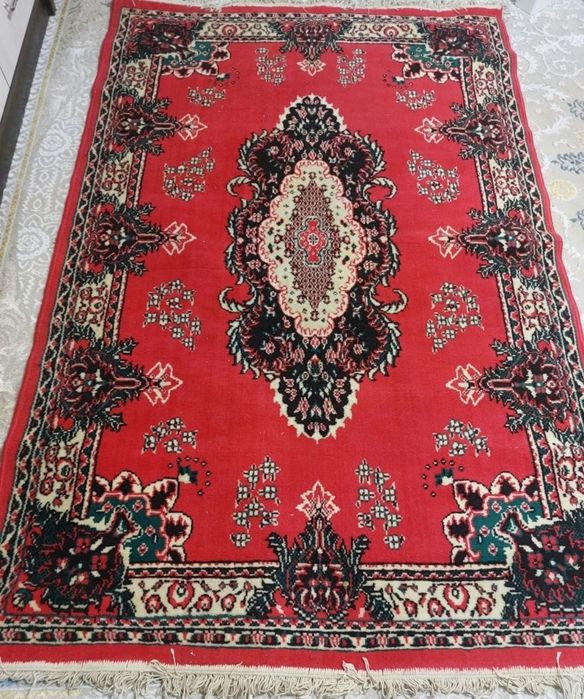 Жаңа кілем сатылады