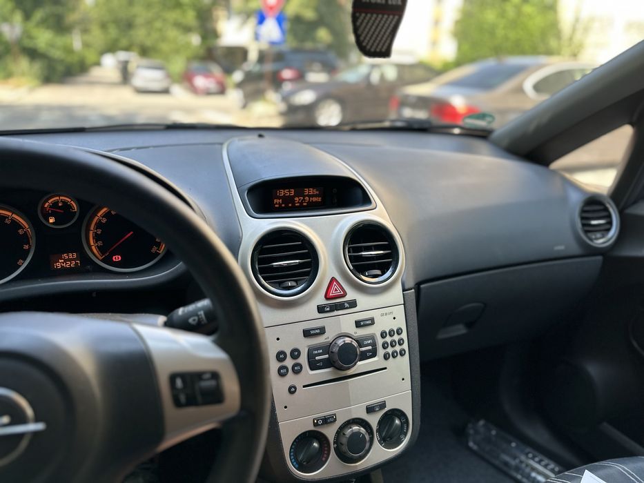 Opel Corsa 1.2 benzina