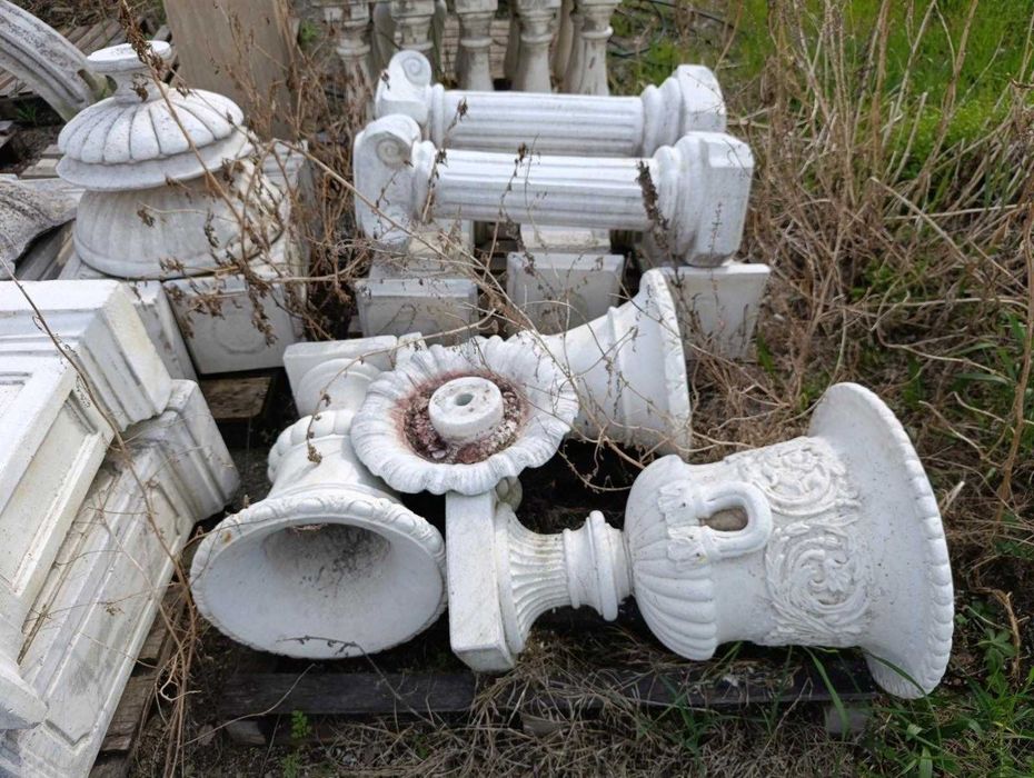 Градински Сет, произход Италия, материал цимент