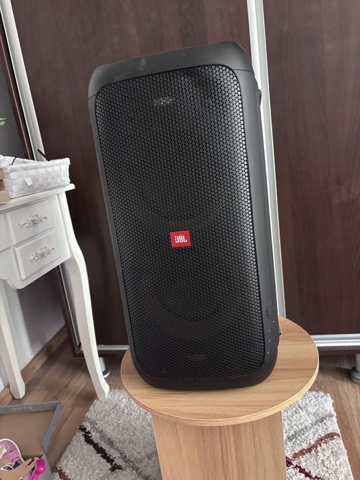 JBL partybox 100