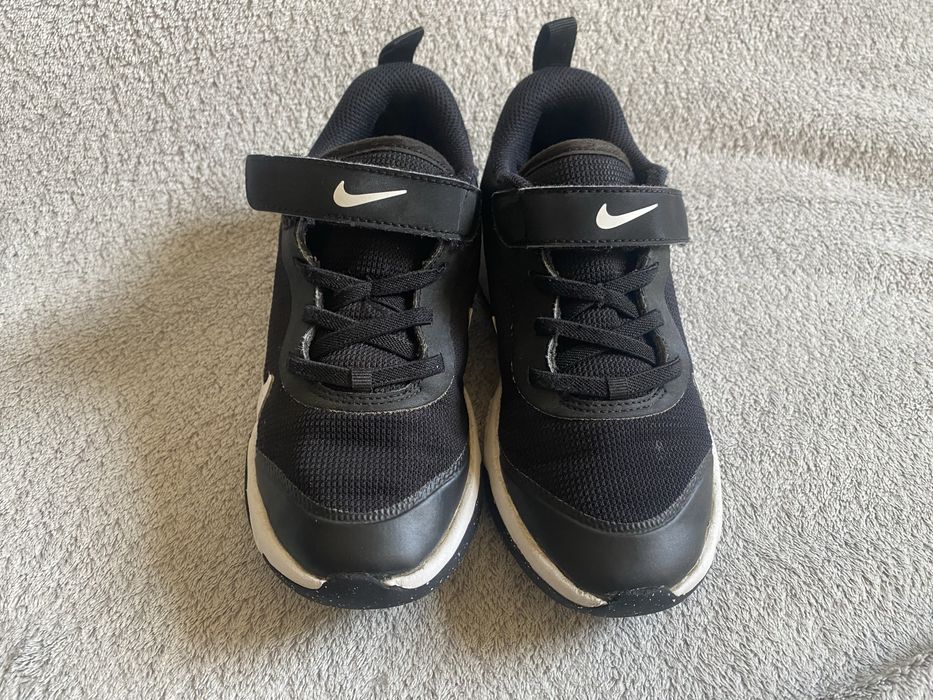 Pantofi sport Nike  nr:31.5.