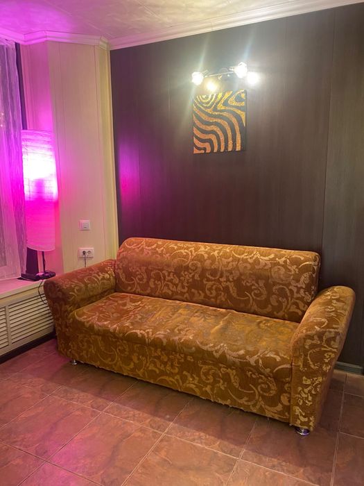 Продам диван б/у