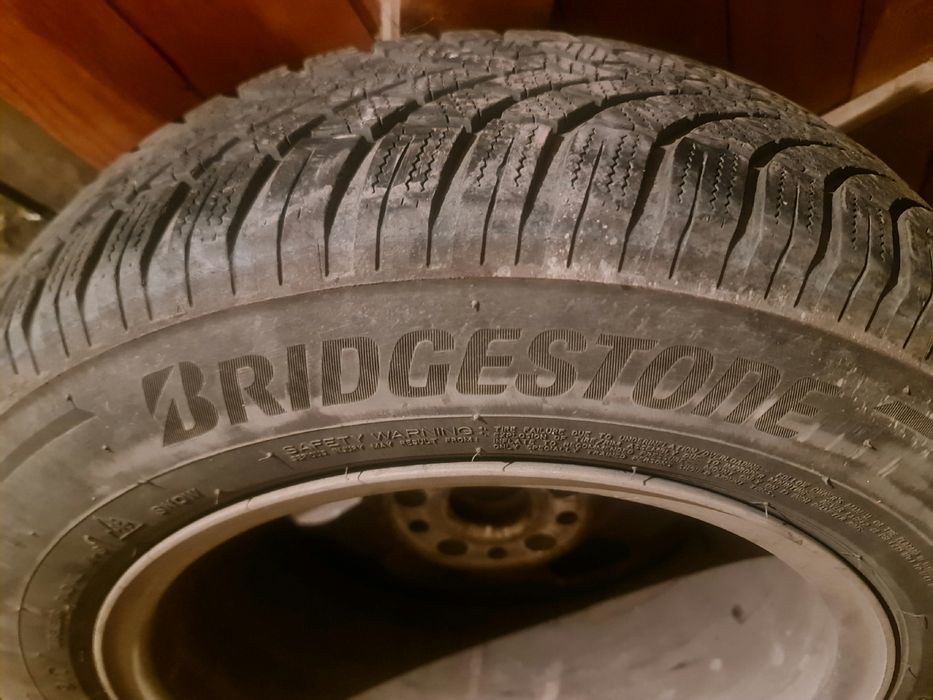 Джанти с гуми  5х112  за  Audi passat