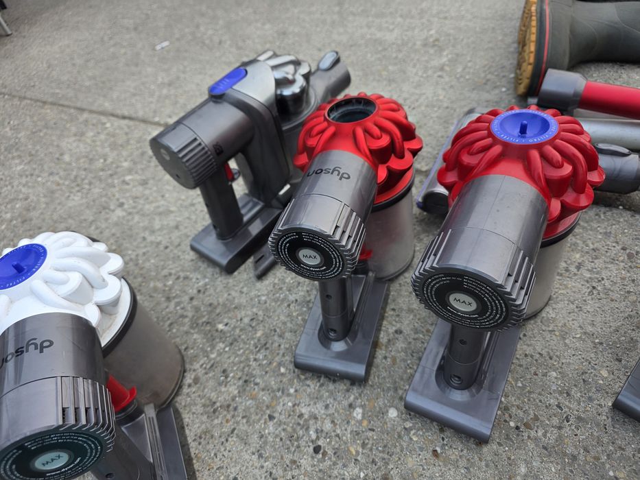 Dayson aduse din Germania