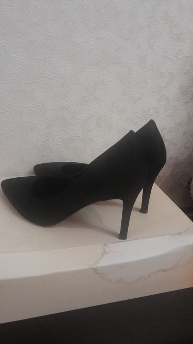 Туфли размер 35 каблук 8 см.