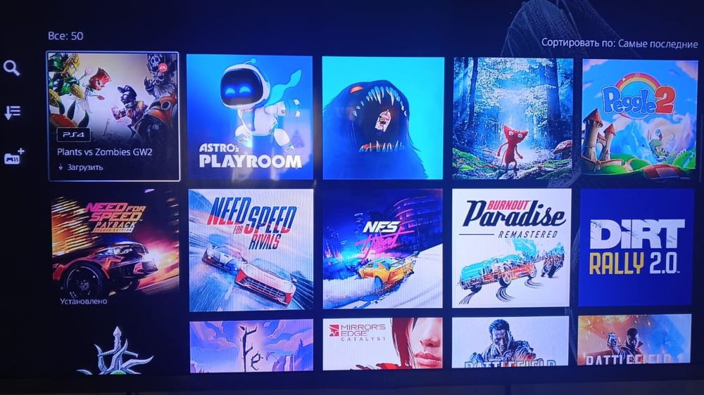 Продам PlayStation Slim Digital Edition