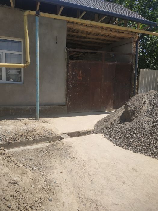 Toshkent tumanida uy sotiladi