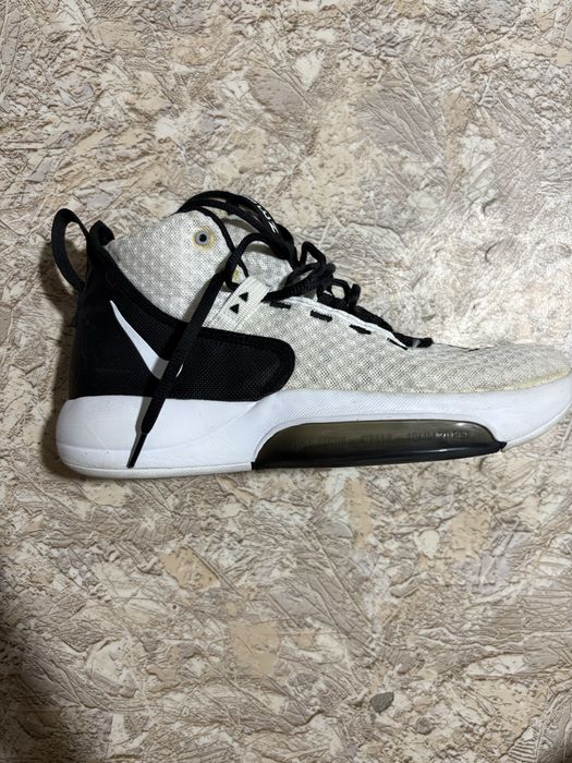 Nike Zoom Rize.