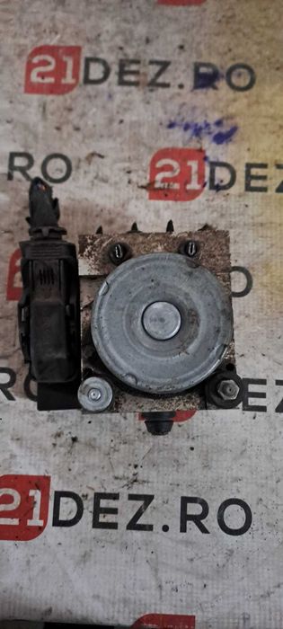 Modul ABS Opel Corsa D cu codul: GM 13442015 AVT Bosch: 0265252688