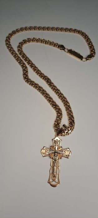 Продам цепочку с крестиком