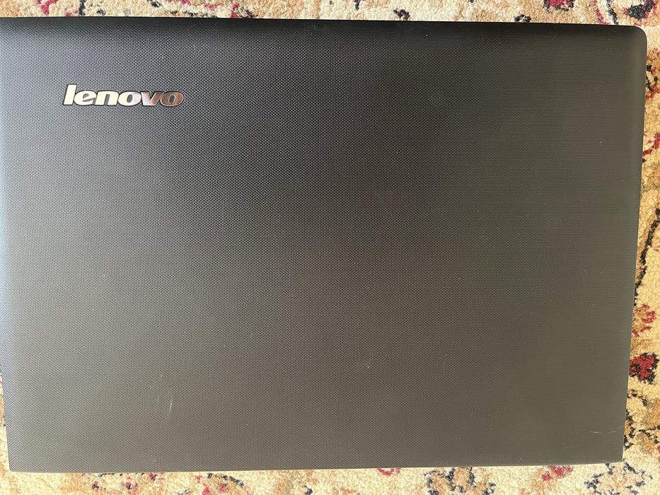 Ноутбук в хорошем состояние