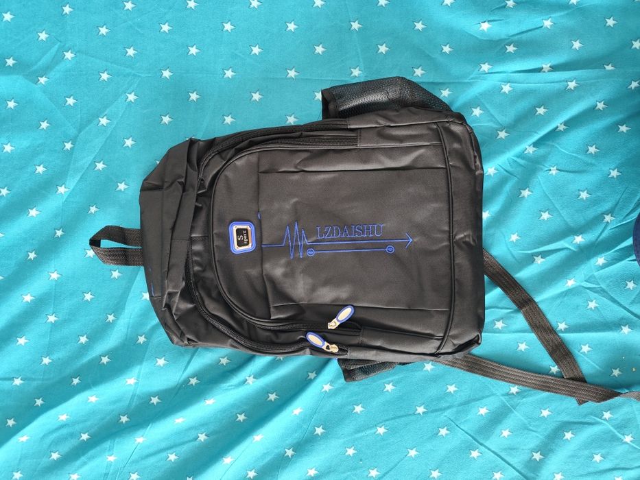 Ghiozdan nou Pentru Baieti