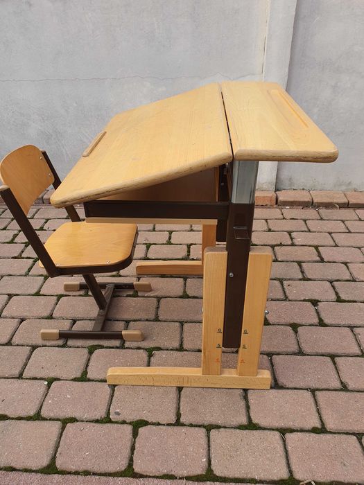 Masa cu scaun pentru copii