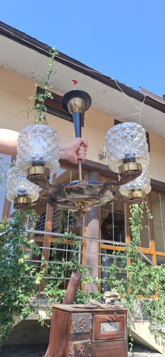 Candelabru anilor 70  80