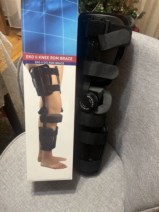 Шарнирна шина за обездвижване на коляното