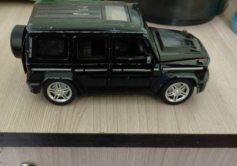 Продам машинки, самолёты, вертолёты, танки, мотоциклы