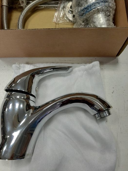 Смесителни батерии за баня