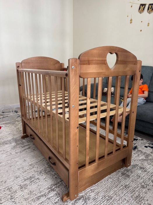 Манеж из натурального дерева