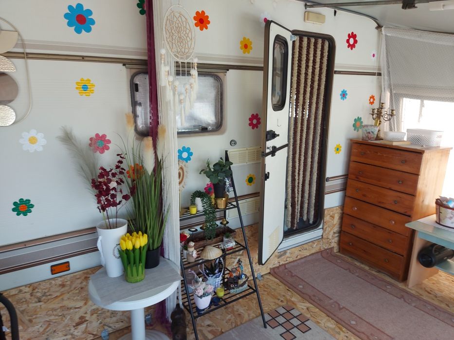 Стационарна каравана