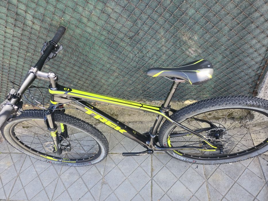 Trek Superfly Carbon 29 цола 2х10 XT Въздушна вилка Rockshox Recon Проходни оси М размер