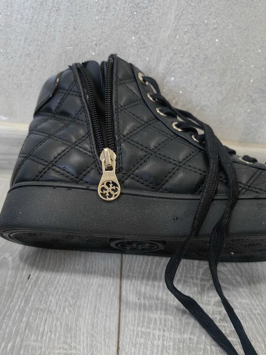 Дамски обувки guess