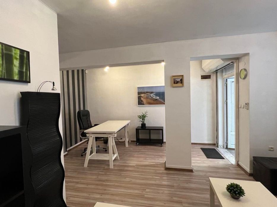 Дава се под наем Офис в София, Хиподрума - 35 кв.м за 518.67 € - Снимка #1