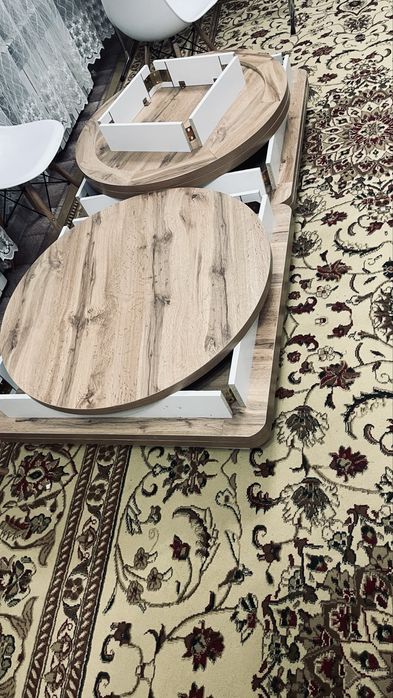 Стол орындықтарымен