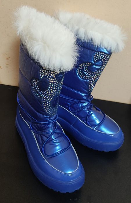 Продается детская обувь