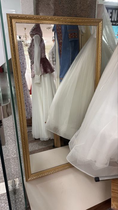 Продается зеркало