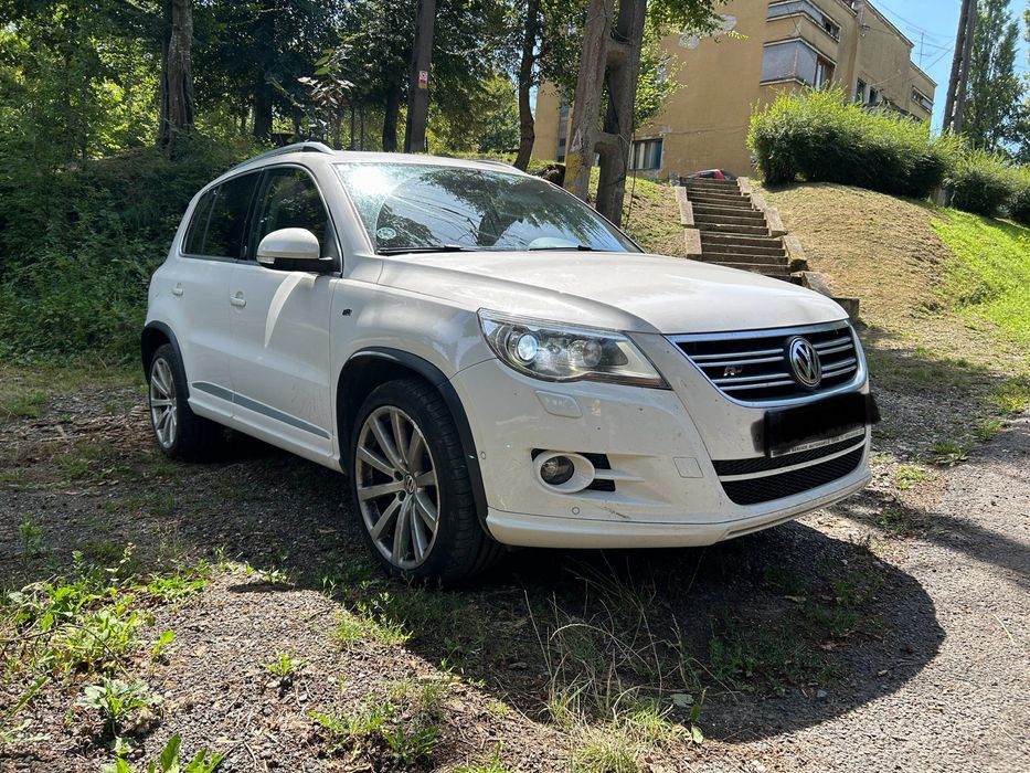 (REZERVAT) Volkswagen Tiguan R-Line Euro5 2.0 TDI 140 CP DSG 4Motion – Panoramic
