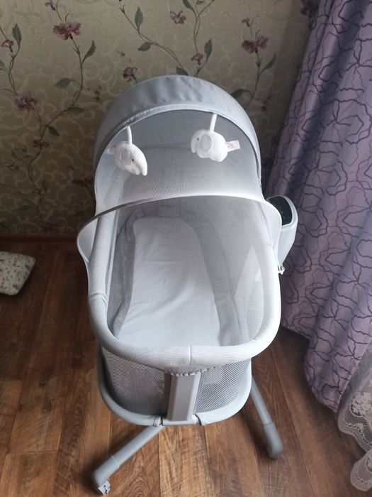 Продам кровать манеж