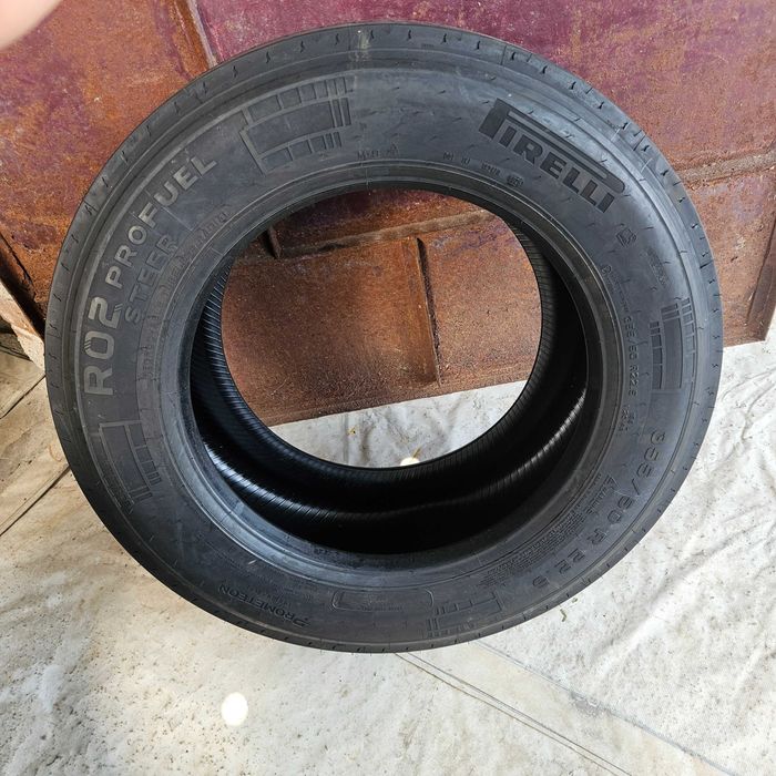 2 Нови предни гуми 355/50R22.5 Pirelli RO2 ProFuel Steer 156L DOT2025