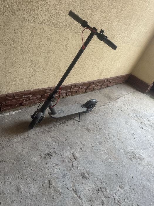 Vand trotineta electrica