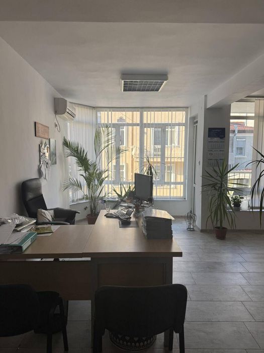 Офис в Центъра на Бургас