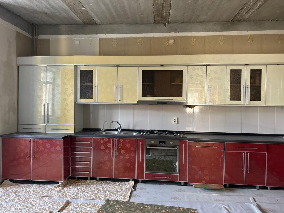 Кухонный гаринитур б/у