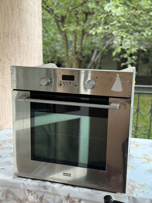 Духовой шкаф