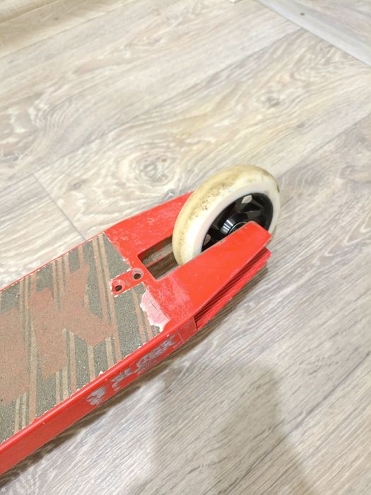 Продам трюковой самокат