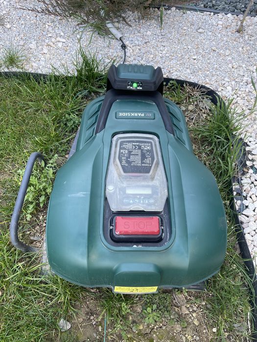 Косачка робот Парксайд