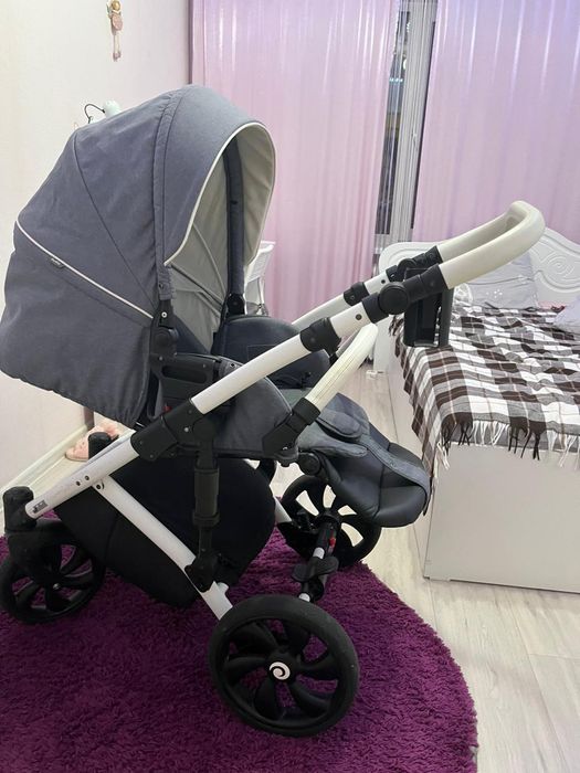 Продам коляску детскую
