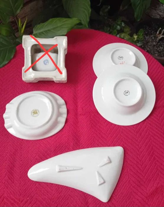 Стари  порцеланови пепелници