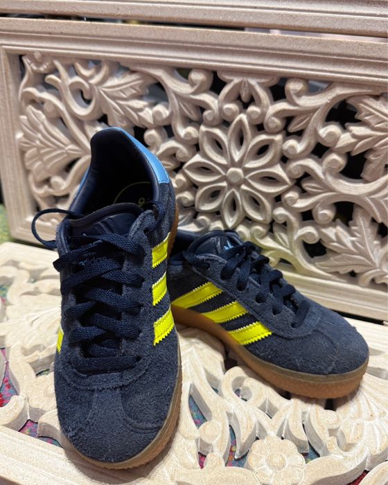 Adidas marimea 28