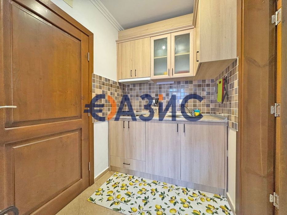 Продава се Едностаен апартамент в Свети Влас - 38 кв.м за 1645 €/кв.м - Снимка #8