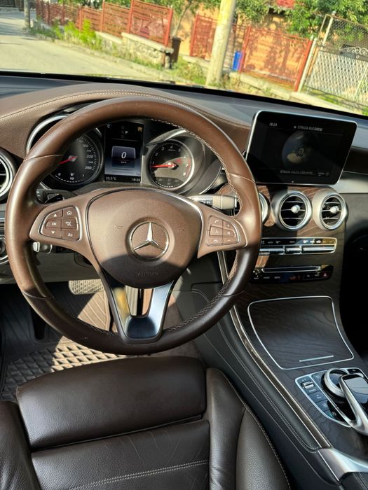 Vand / Schimb Mercedes Benz GLC 250 4matic 9G-Tronic Exclusive