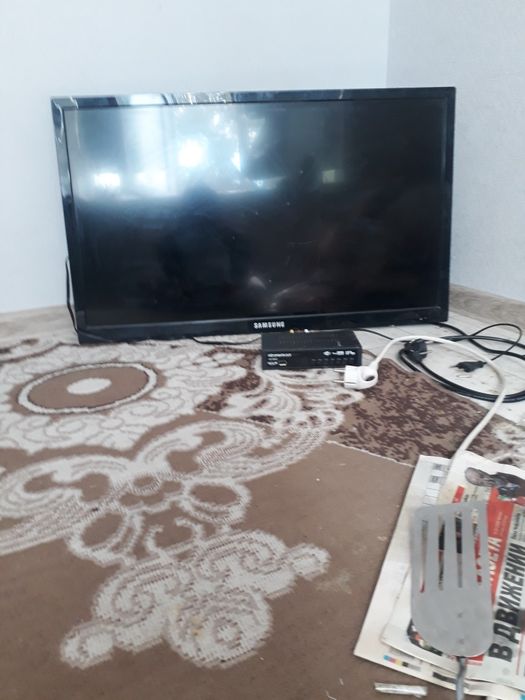 Продам холодильник и телевизор