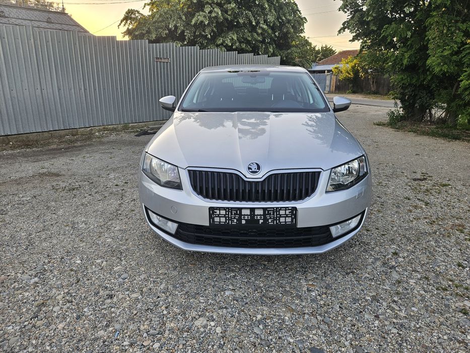 SKODA Octavia 3 ~ Euro 5 ~ 1.6 tdi 105 Cp/DSG/Berlina/SenzPark/Navi/Sc Incalzite/
