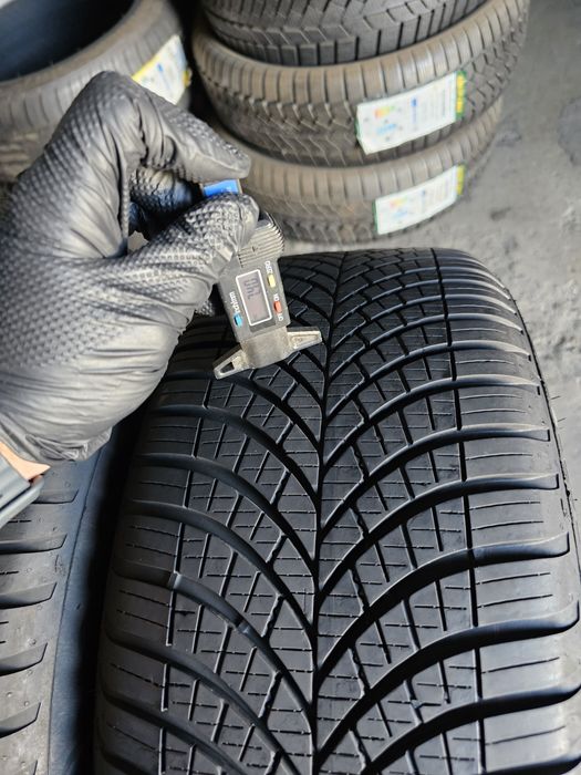4 anvelope allseason 225 45 17 Goodyear  2022 7-7,5mm