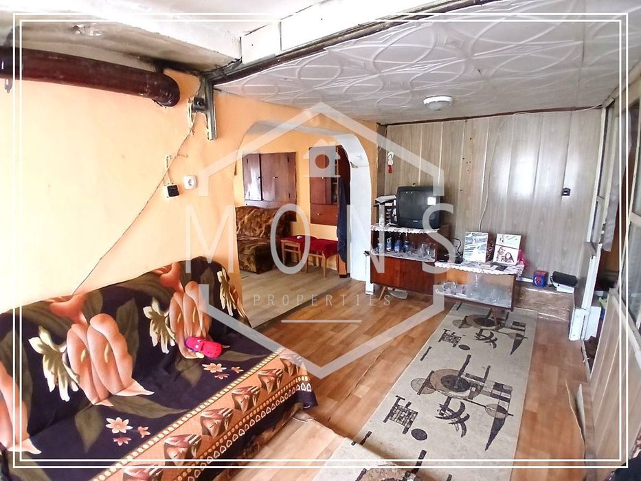 Къща в Габрово, област-с.Добромирка площ 110 цена 29000