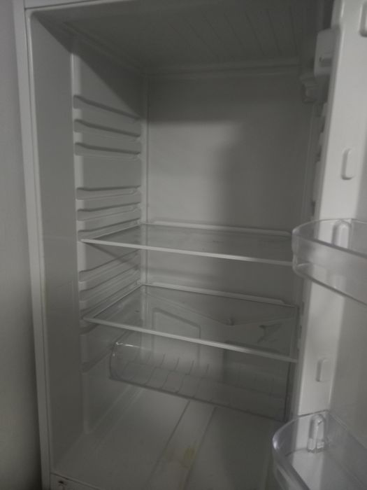 Холодильник Б/У Hotpoint Ariston