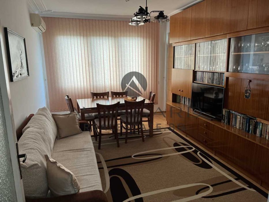 Продава се Тристаен апартамент в Пловдив, Кючук Париж - 82 кв.м за 1991 €/кв.м - Снимка #1