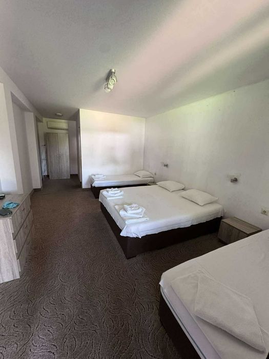 Продава се Хотел в Казанлък - 7000 кв.м за 132 €/кв.м - Снимка #8